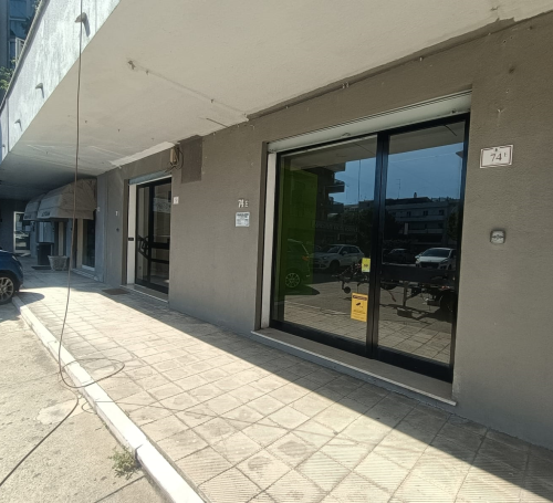 Locale Commerciale Viale Calabria