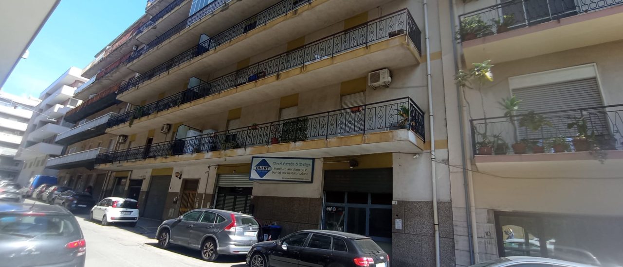 Adiacenze Clivia Viale Calabria