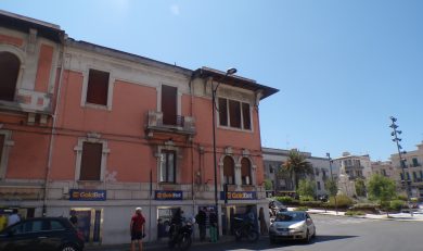 Viale Amendola 37