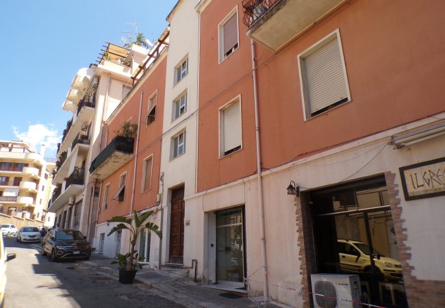 Via Giuseppe Melacrino 7